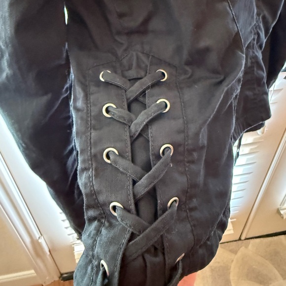 Harley-Davidson Women's Black and Pink Casual Jacket with removable Vest - Picture 5 of 14